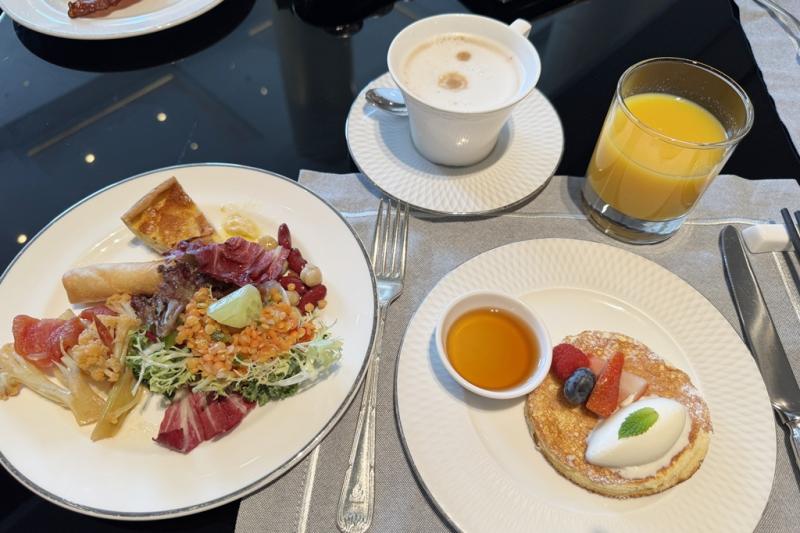 パンケーキはアラカルトでオーダーします
