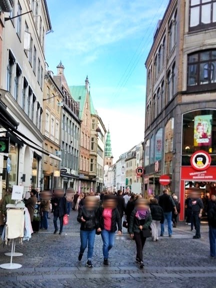 歩行者天国のストロイエ通り