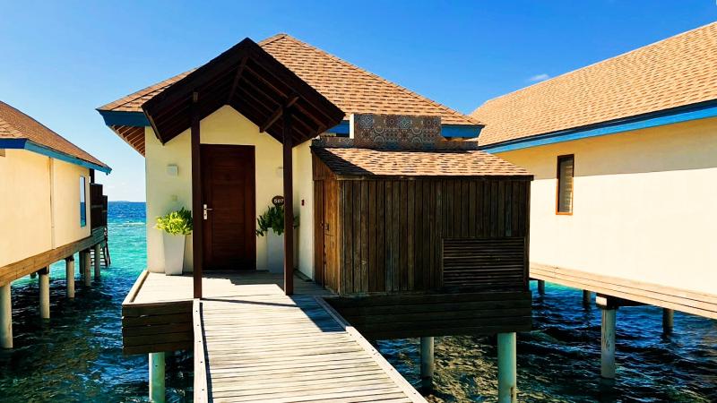 木造のかわいい造りのお部屋