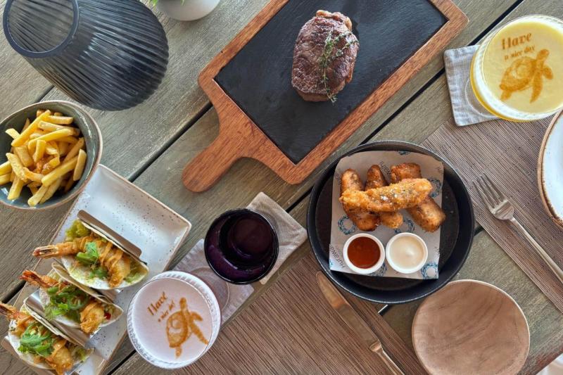 J.F.K.オリジナルカクテル・タコス・ステーキ