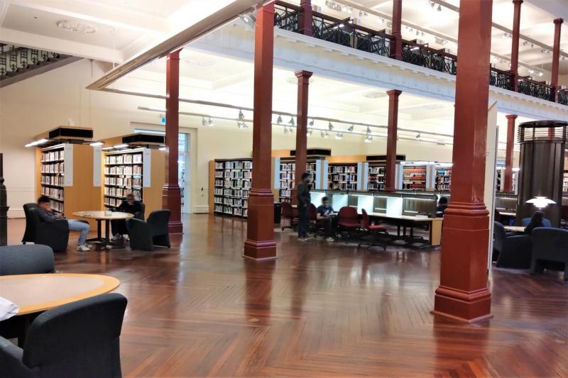 ビクトリア州立図書館の内部（その2）