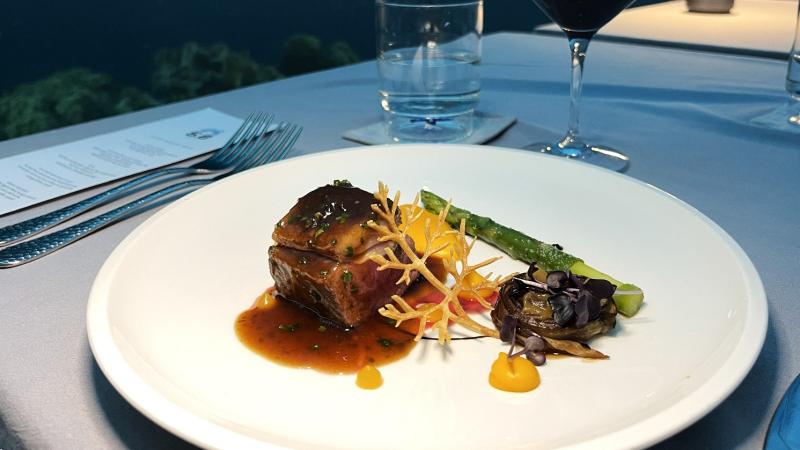 ラムサドル（子羊の背肉）のロースト