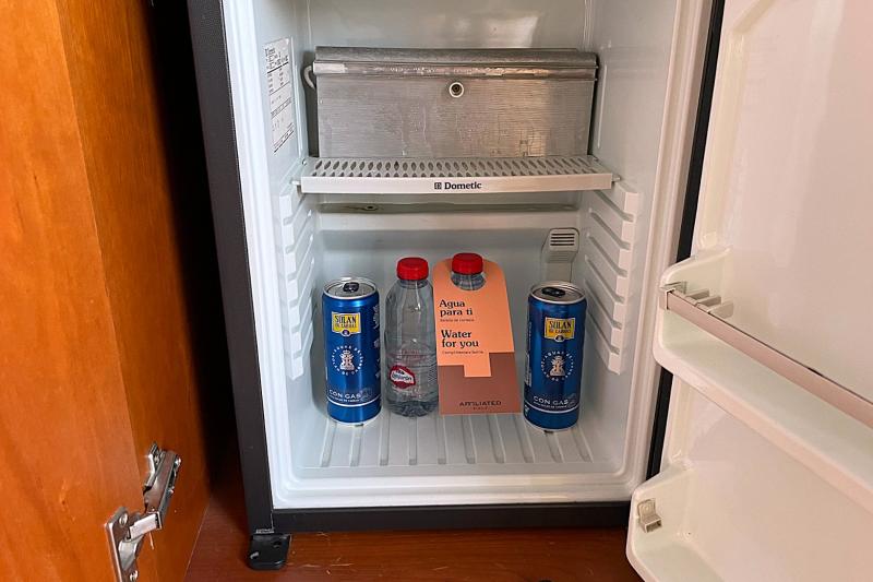 冷蔵庫内もシンプル