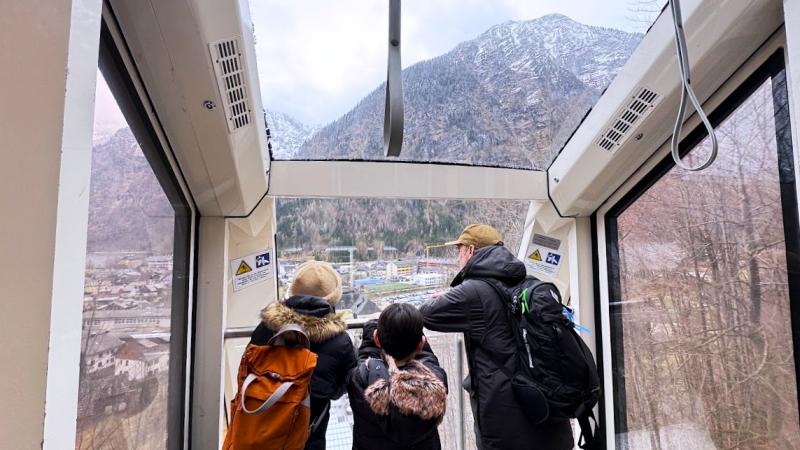 3分くらいで頂上へ