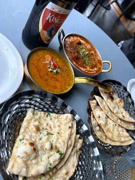 インドレストランでのカレー
