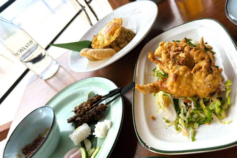 アラカルトレストランでの食事