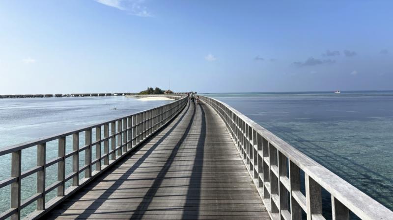 約１㎞の長い橋がとにかく圧巻！