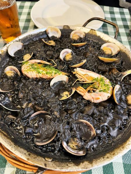 パエリア（スペイン）
