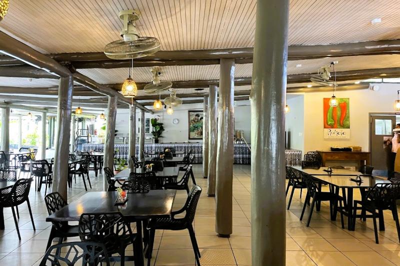 ロケテレストラン＆バー