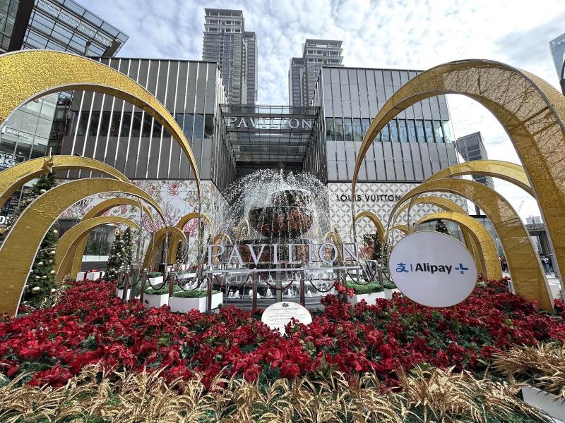クアラルンプールの巨大ショッピングモール「パビリオン」
