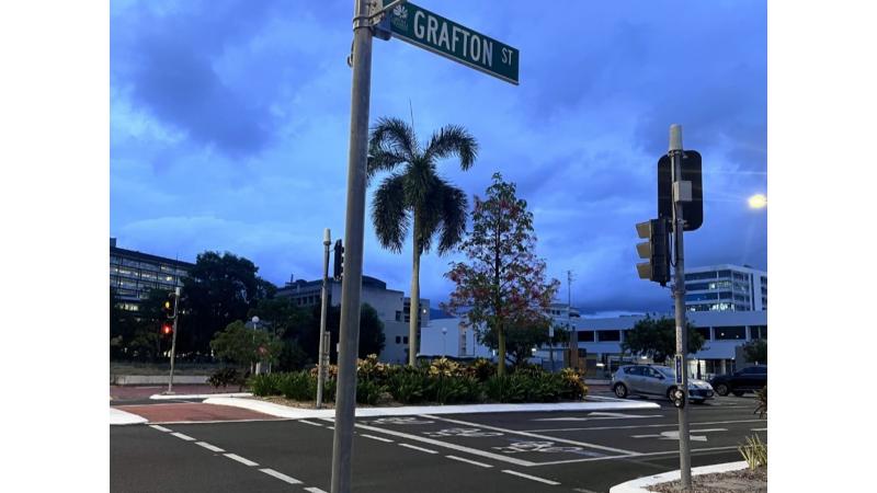 ケアンズ市内散策中の交差点