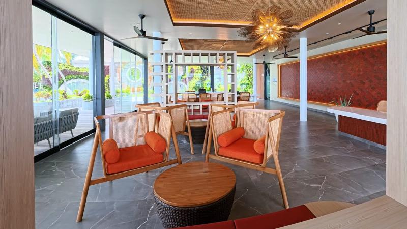 チェックインなどはこちらのレセプションエリアにて