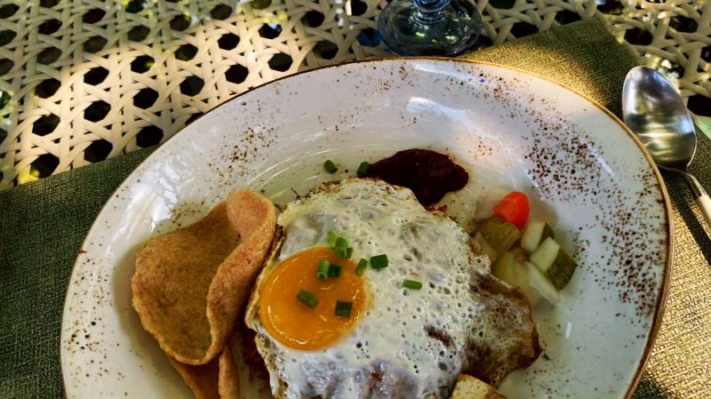 アジア料理の種類が豊富なグリーンカーペットのランチ)