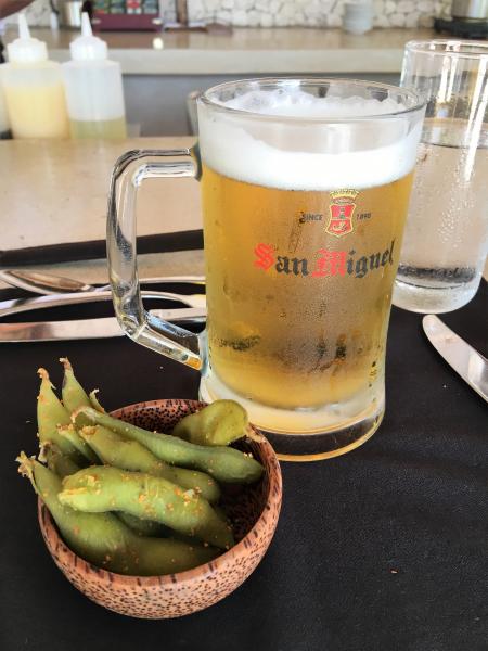 THILA JAPANESE RESTAURANTビールと七味枝豆、ここでも健在。イタリア人ゲストにも人気の様子