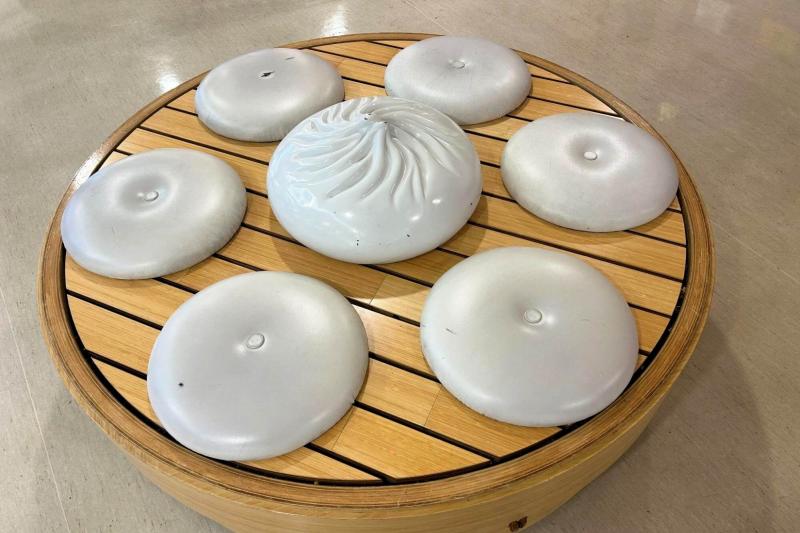 行き帰りどちらも台湾桃園国際空港を利用。小籠包の椅子がかわいかったです