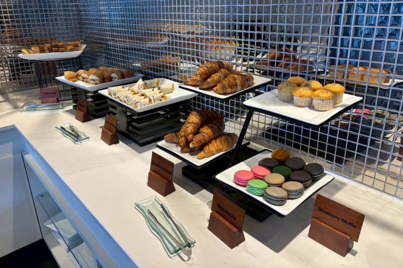 オーシャンテラスはビュッフェ形式です