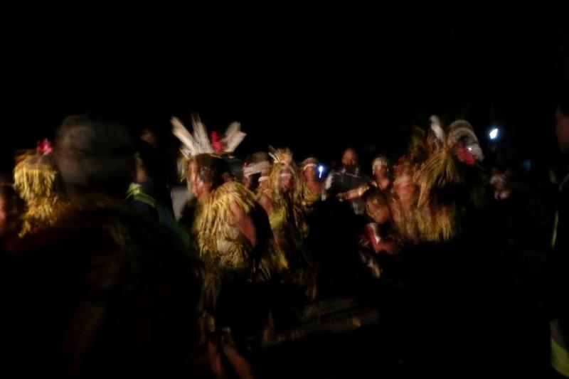 ワリンディカーニバル。パプアニューギニアに来たからにはこの踊りを見なくては！