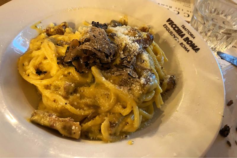 ｢Trattoria Vecchia Roma｣で食べたトリュフカルボナーラ