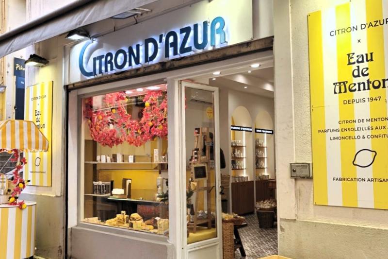 レモンのお店！ってわかりやすい黄色がかわいいシトロン ダジュール