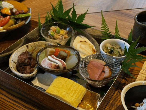 和食スタイルの朝食