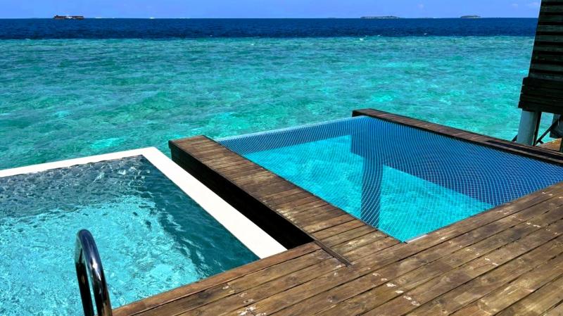 プール横にはカタマランネットが‼︎