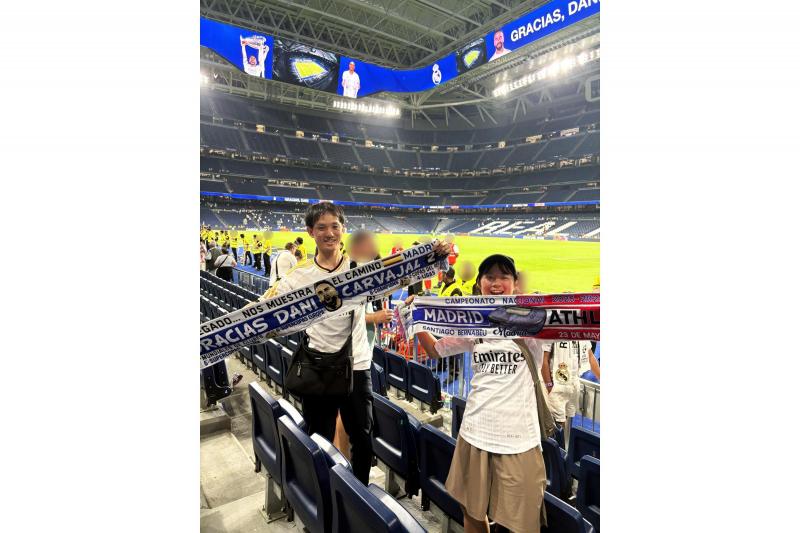 マドリードにあるレアル マドリードのホームスタジアム（ベルナベウ）でサッカー観戦！