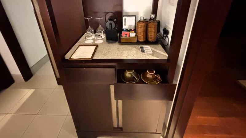 水やコーヒーなどもあり、ドリンクも充実しています