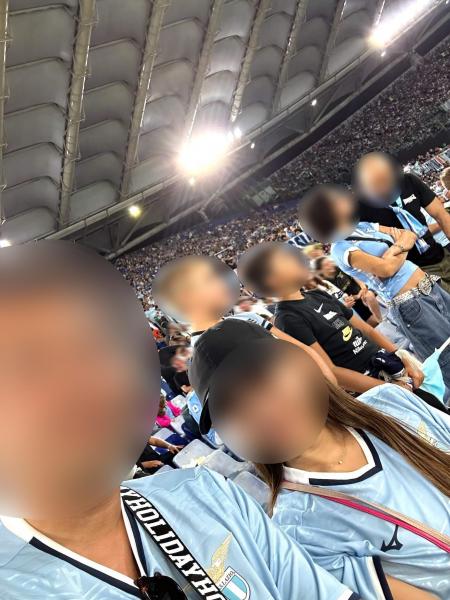 ラツィオのユニフォームを着て観戦！