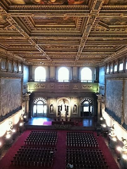 昨日最後に見たPalazzo Vecchio。天井の装飾が素晴らしくて見応え抜群！ タワーもあって眺めも◎