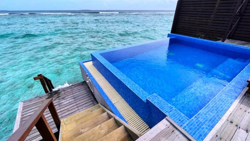 お部屋のプール