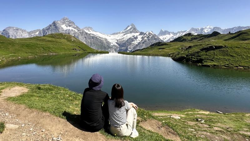 スイスのグリンデルワルトにある絶景スポット「バッハアルプゼー」