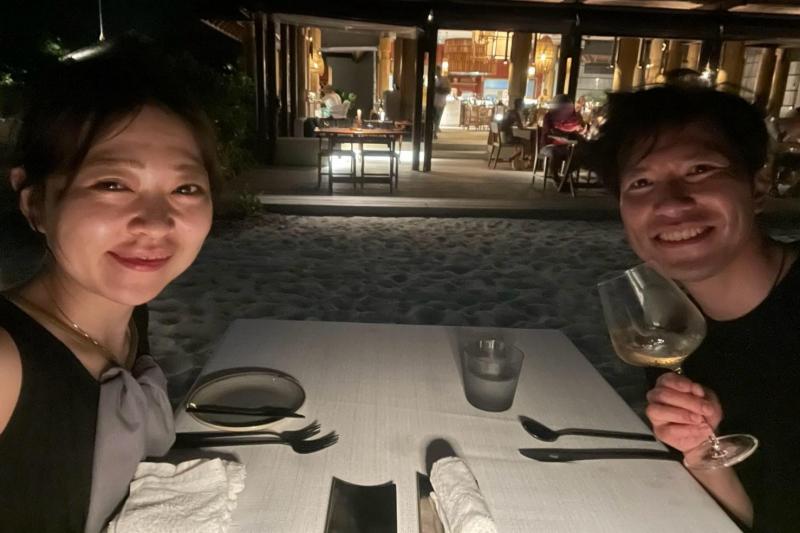 チャコールでハネムーンディナー