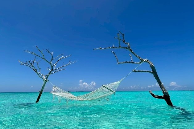 フシファル モルディブ。サンドバンクの映えスポット