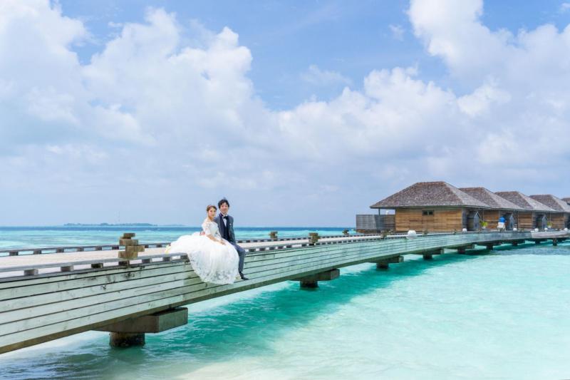 桟橋にて。風が強かったので、落ちないよう注意しながら撮りました（笑）