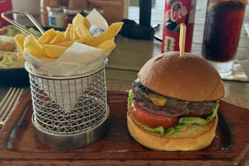J.F.K.のハンバーガー