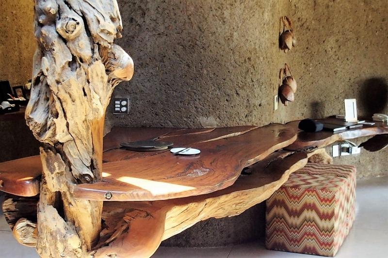 Sabi Sand Private Game Reserve HOTELサビサンド私営動物保護区 ホテルサビ サビ アース ロッジ(南アフリカ・サビサンド私営動物保護区)